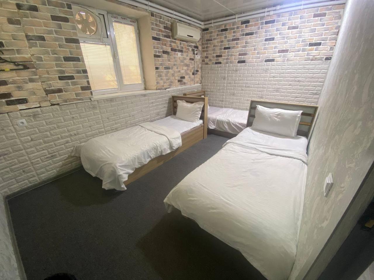 Hostel Na Bobura タシュケント エクステリア 写真